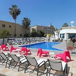 The Palms 3*