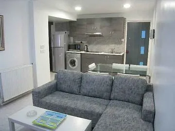 The Palms Apartahotel 3*