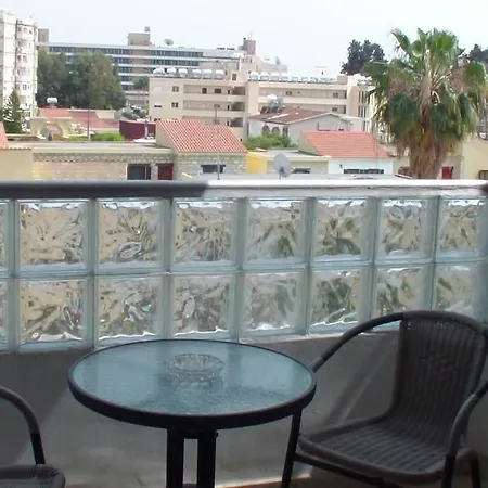 The Palms 3*