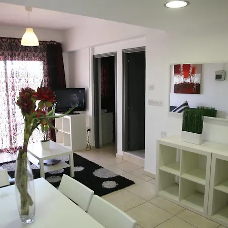 Hotel apartamentowy The Palms Limassol