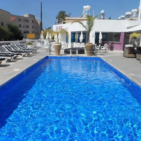 Hotel apartamentowy The Palms Limassol