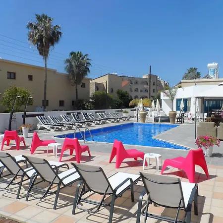 The Palms 3*