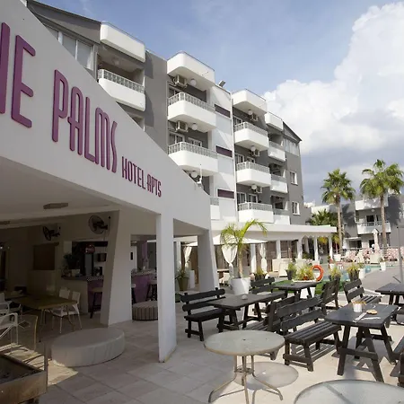 Hotel apartamentowy The Palms 3*