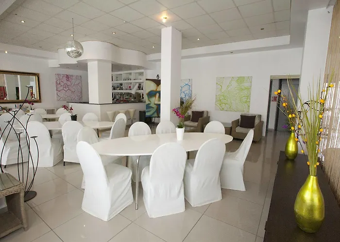 Aparthotel The Palms Lemesos